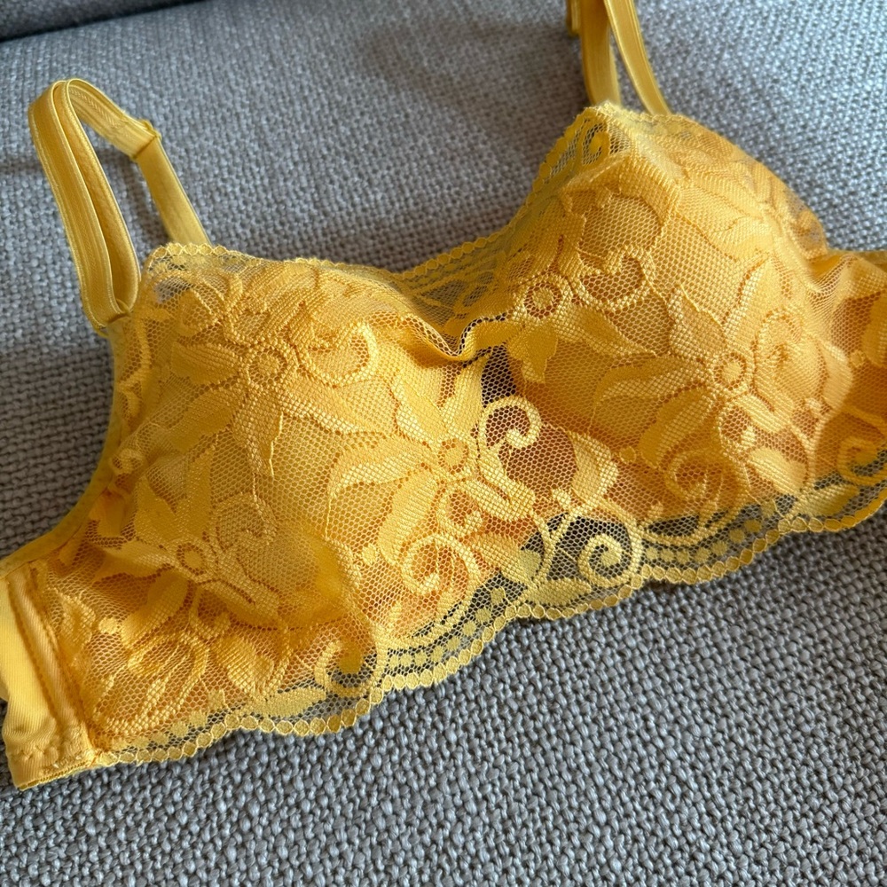 Yellow PacSun Bra - Picture 2 of 4
